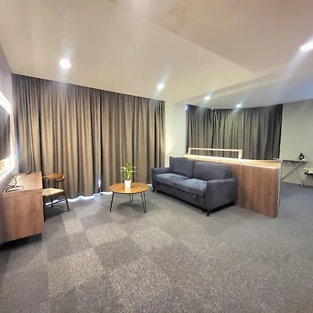 Roxy Hotel & Apartments Kuching Exterior photo