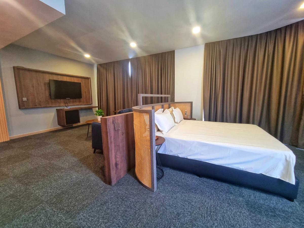 Roxy & Hotel Kuching